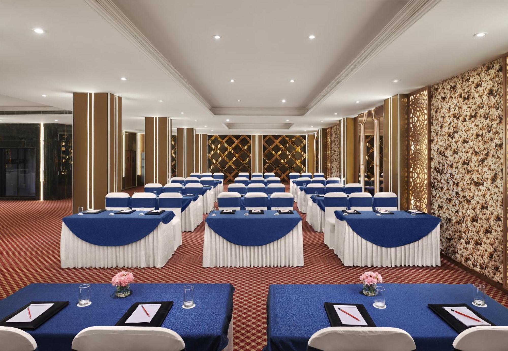 Deventure Sarovar Portico Patel Nagar Hotel