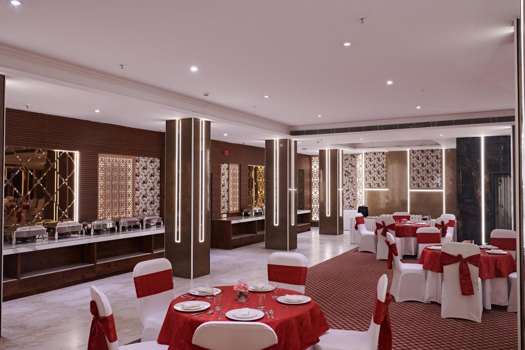 Hotel Deventure Sarovar Portico Patel Nagar
