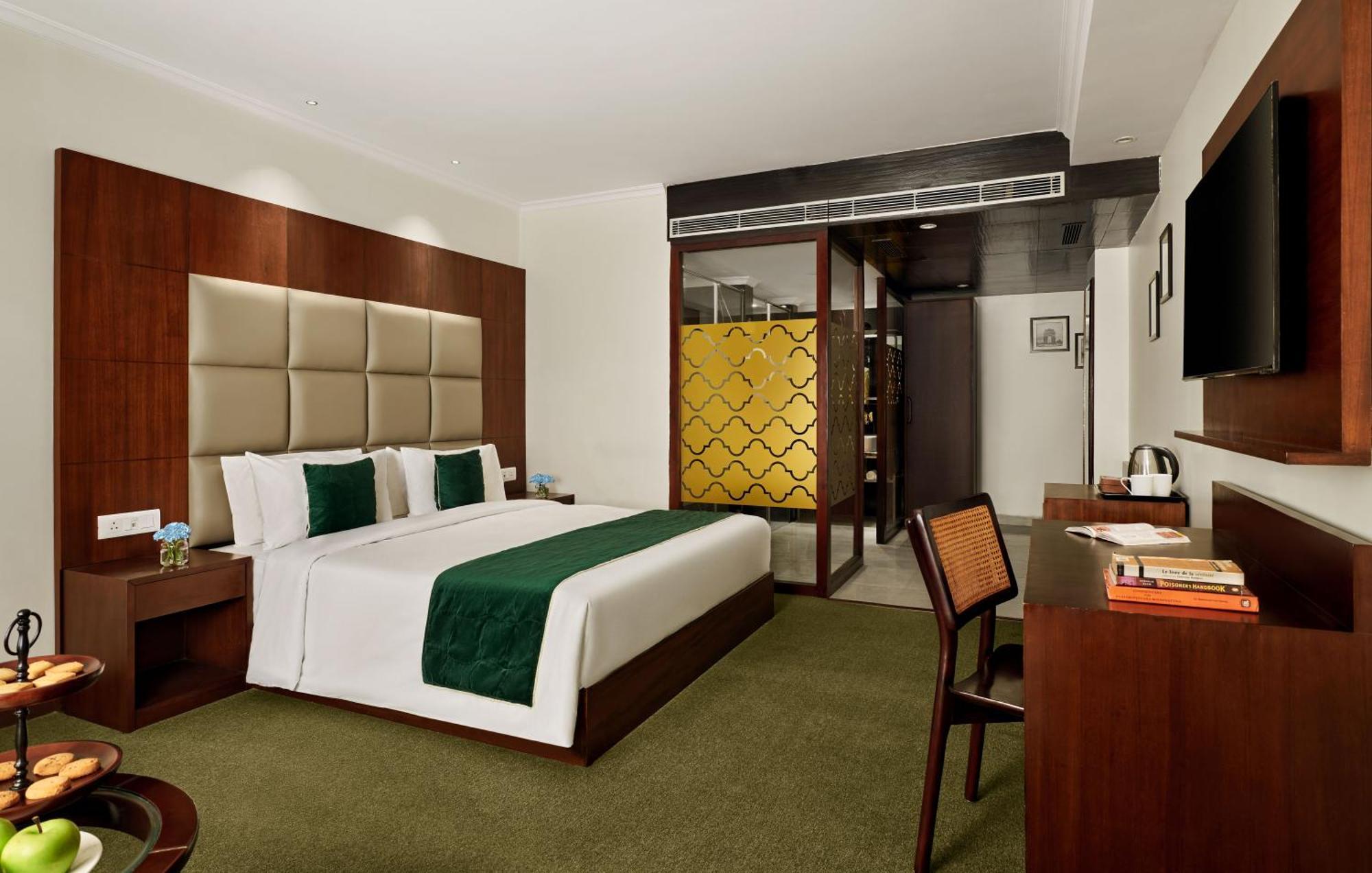 Deventure Sarovar Portico Patel Nagar Hotel New Delhi